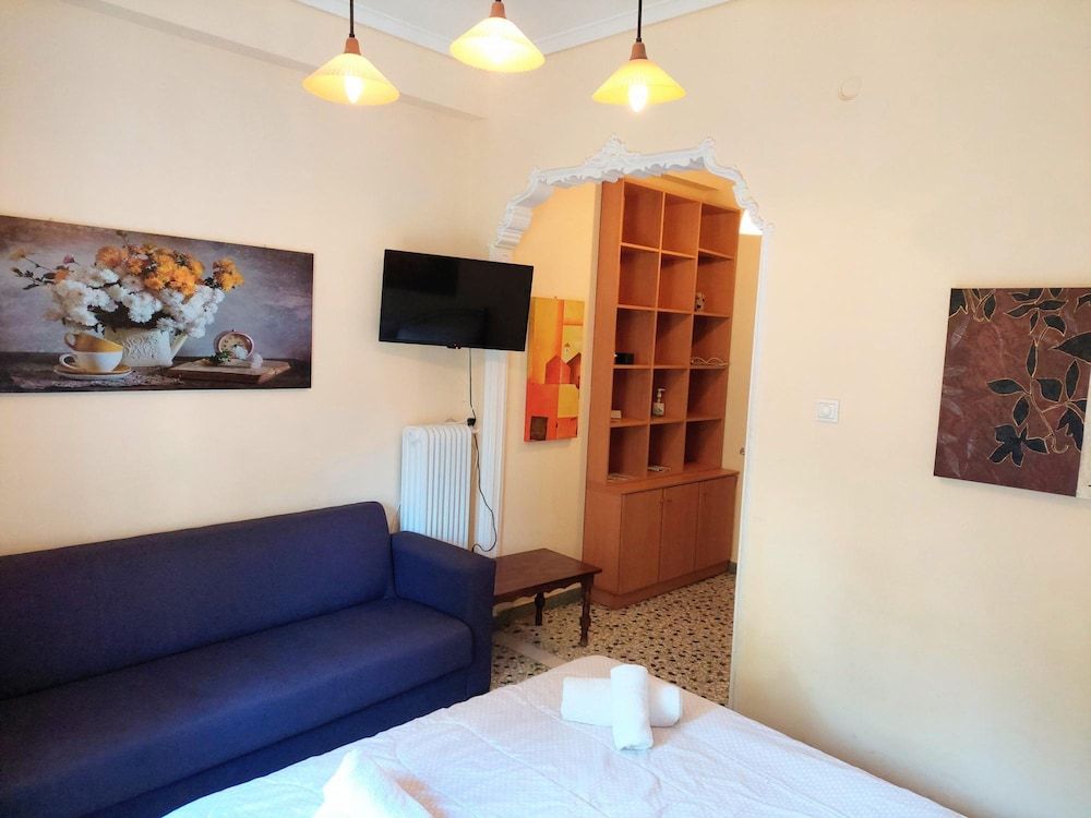 Cozy Apartment in Acropolis With Roof Garden Apartment 16