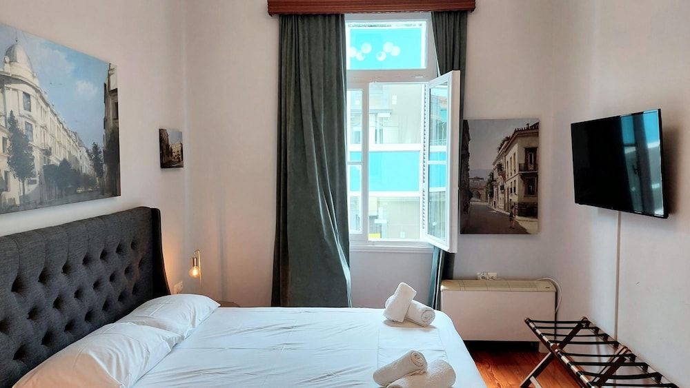 Elegant Apartment Under the Acropolis Apartment 24