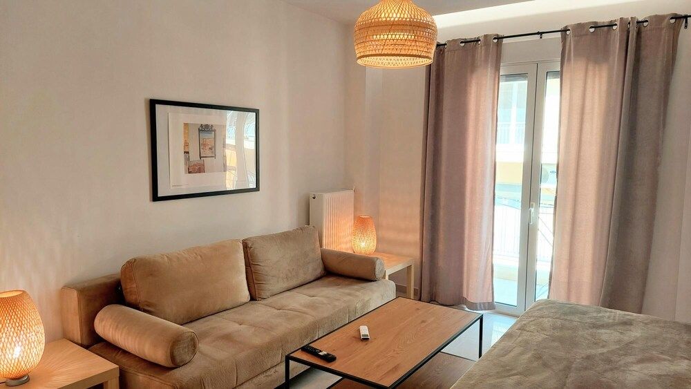 Wonderful Apartment in Acropolis Apartment 21