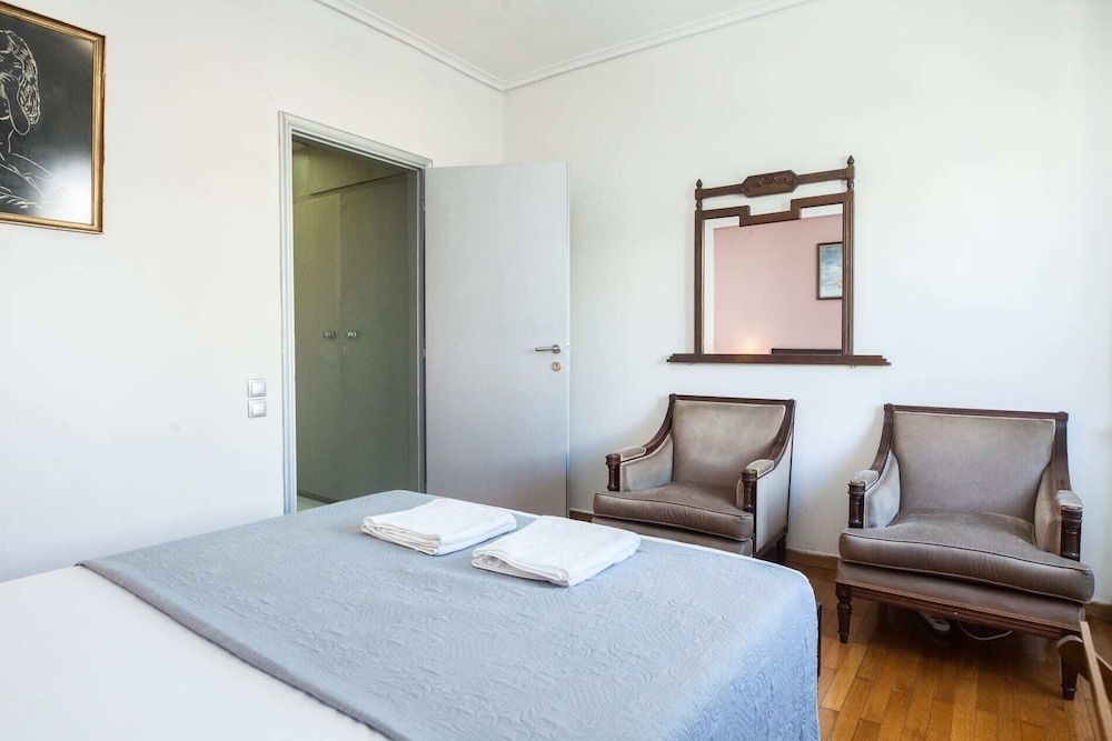 undefined Fabulous apartment at Exarcheia 4