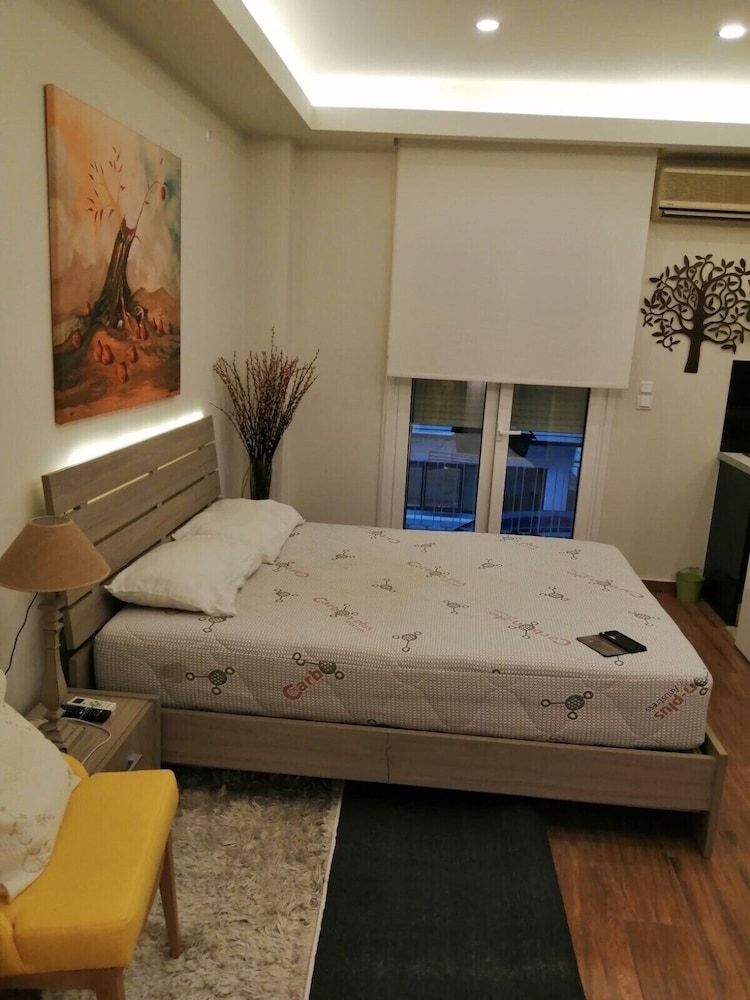 undefined Acropolis Metro Station Flat 2 2