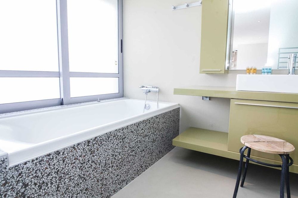 Penthouse w 360 View of Athens and Gym Deluxe Apartment 14