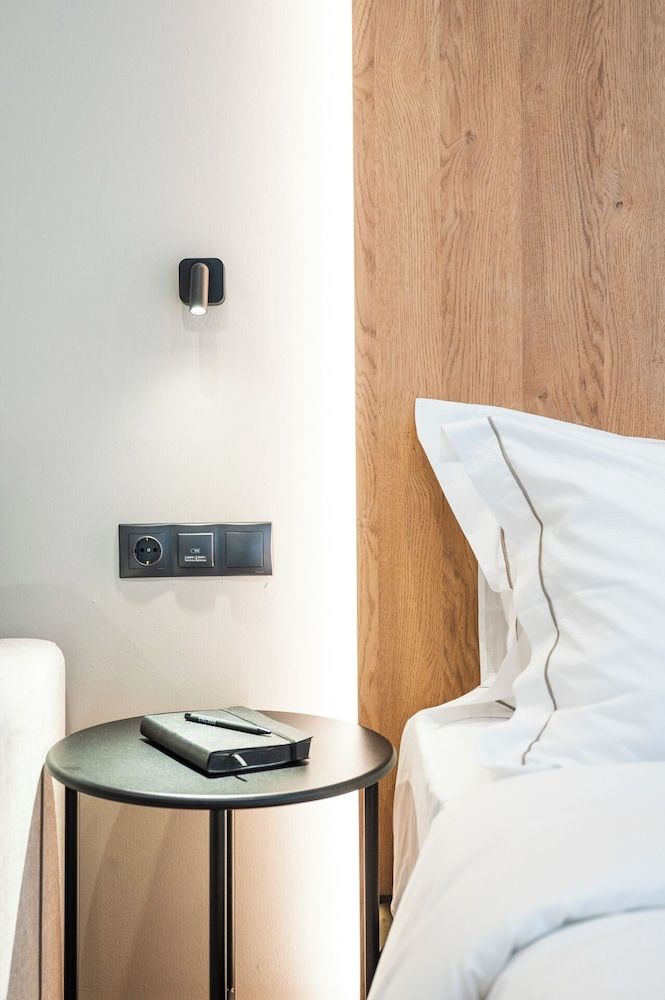 Athesense Suites Deluxe Room 12