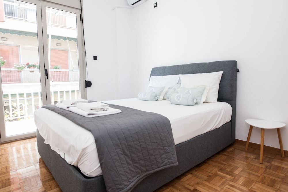 undefined Modern Brand new apt In Athens Centre 8