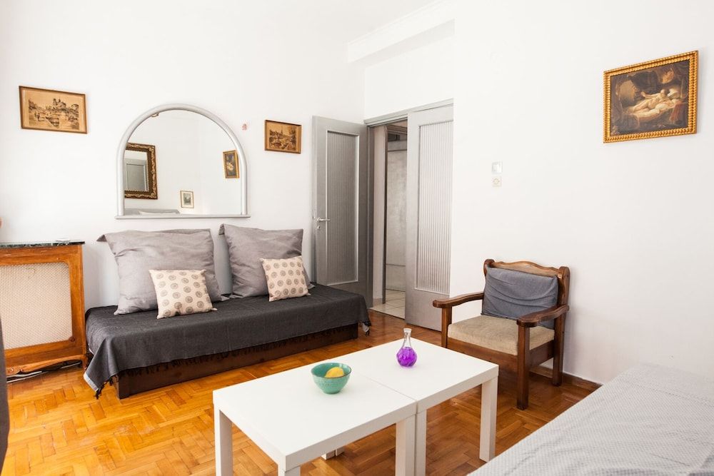 undefined Chic 1 Bedroom Heaven in Athens 9
