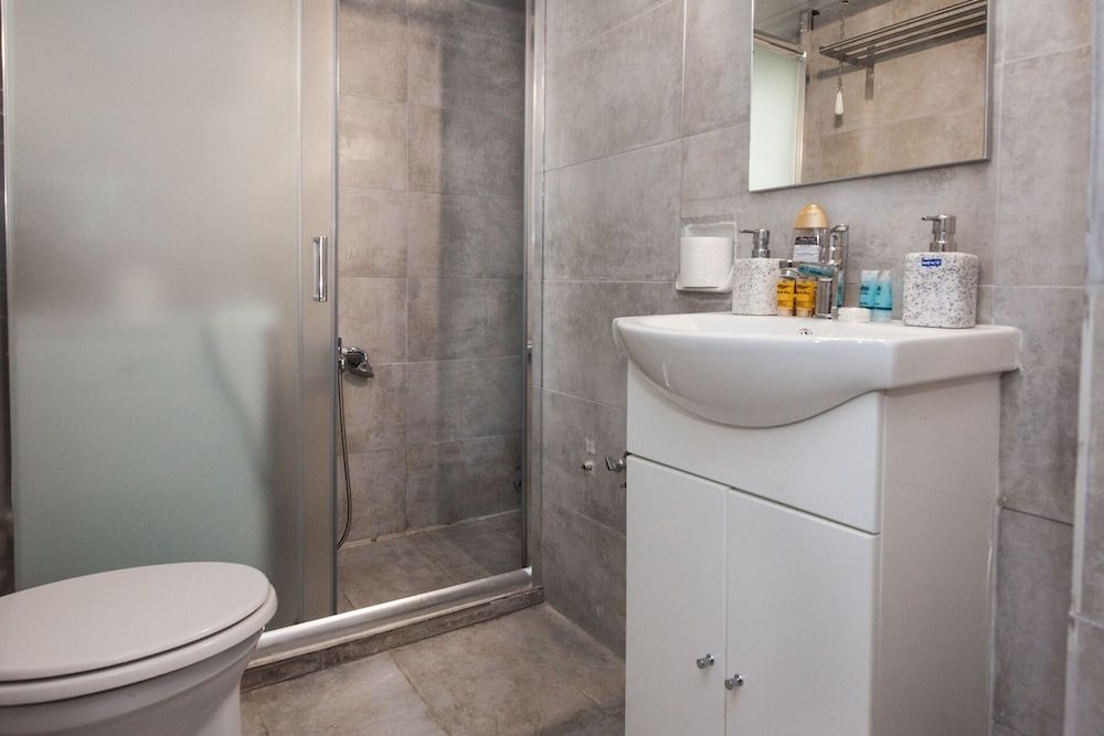 Chic 1 Bedroom Heaven in Athens Apartment 23