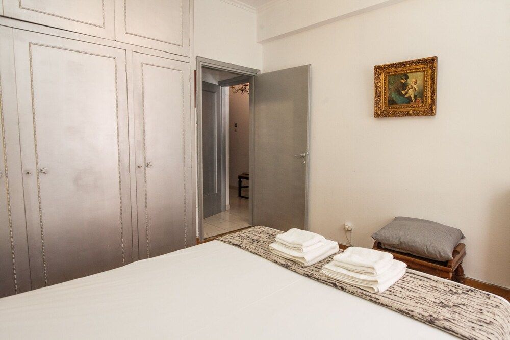 Chic 1 Bedroom Heaven in Athens Apartment 24
