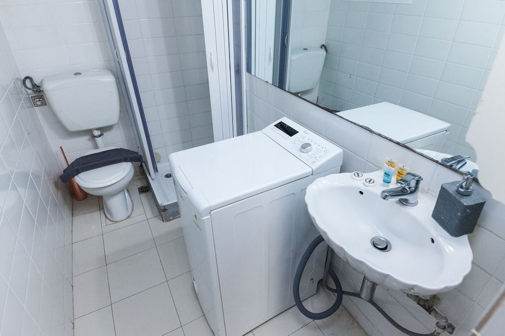 Ampelokipi Metro Roomy Delightful Oasis Apartment 19