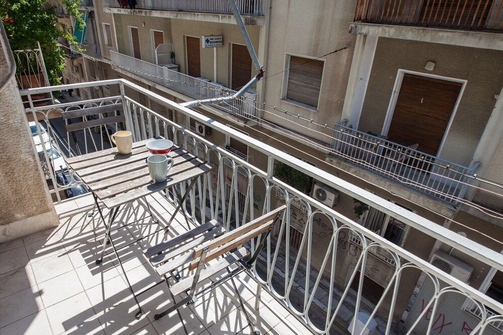 undefined Ampelokipi Metro Roomy Delightful Oasis 2