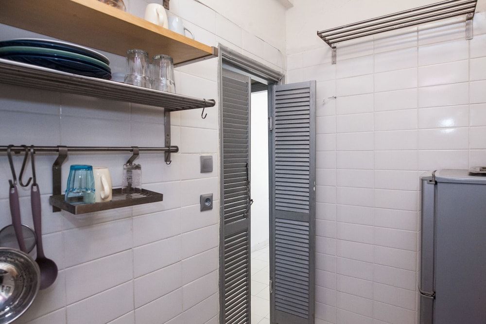 Ampelokipi Metro Roomy Delightful Oasis Apartment 14