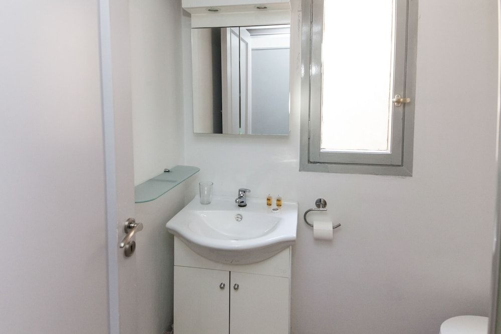 Brand new 1 Bedroom Apt in Kolonaki Apartment 14