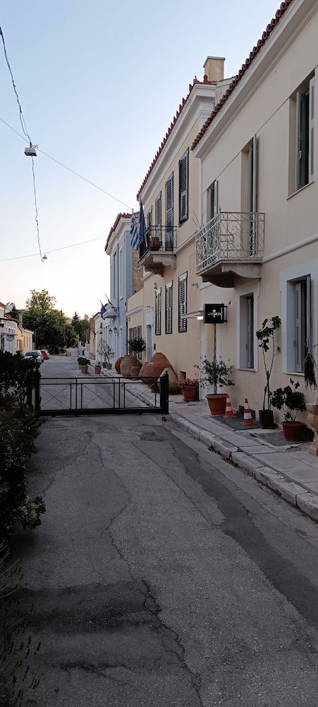 undefined Apeiron Acropolis Suites 8