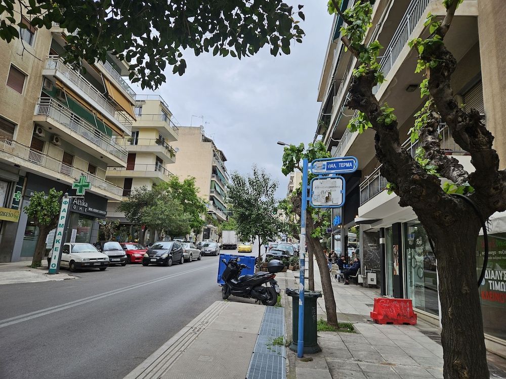 undefined Helen's Place 3