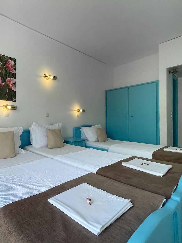 Deluxe Triple Room, Balcony (with Bathtub)