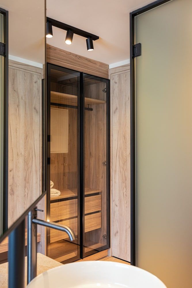 Erato by Samian Mare Design Double or Twin Room 37