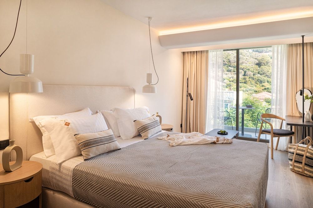 Erato by Samian Mare Design Double or Twin Room 6