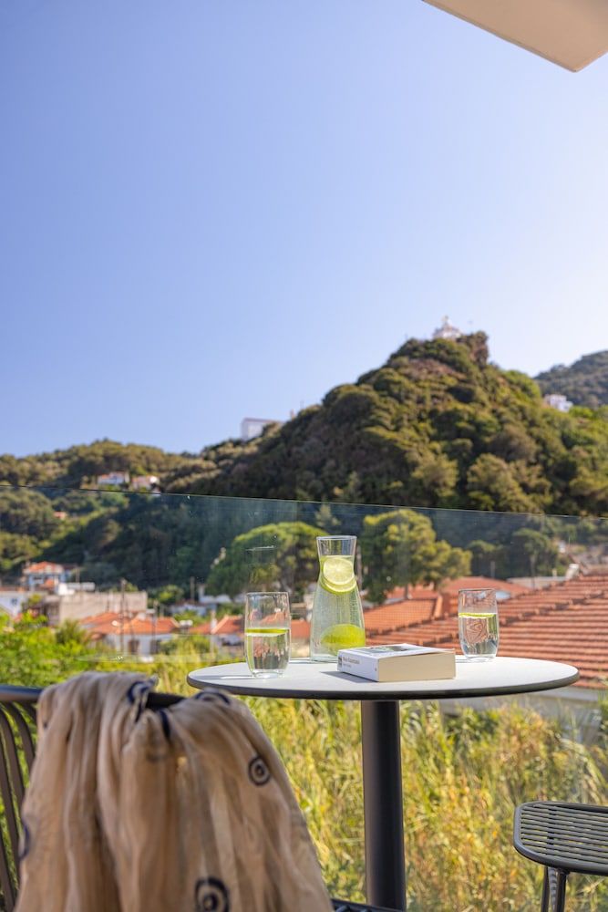 Erato by Samian Mare Design Double or Twin Room 13