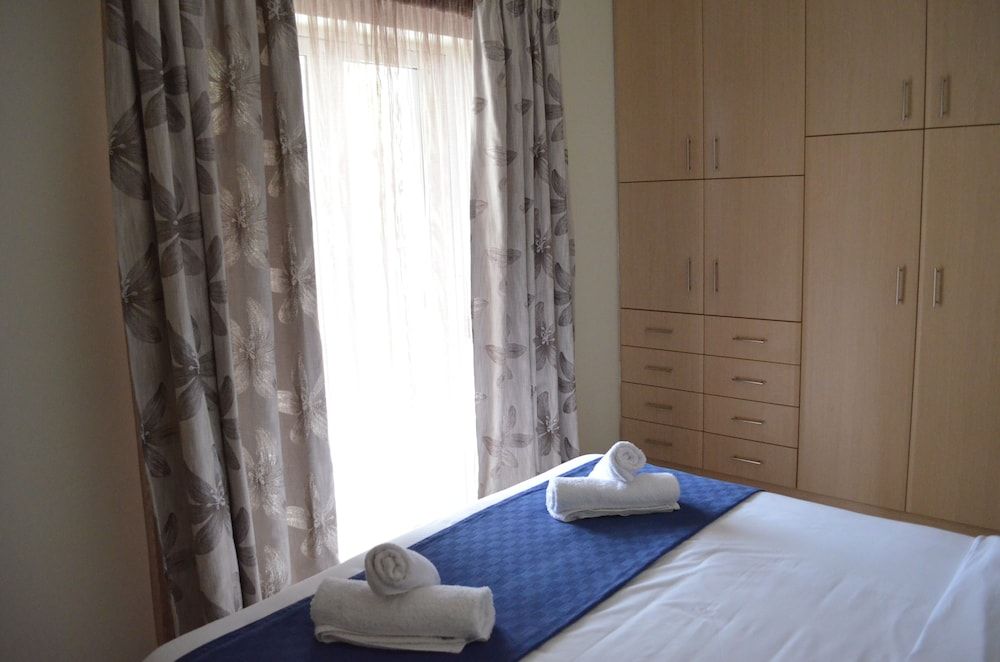 Blue Ark Aigeira Flat & Studio Comfort Apartment, 3 Bedrooms, Sea View 3