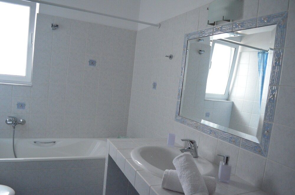 Blue Ark Aigeira Flat & Studio Comfort Apartment, 3 Bedrooms, Sea View 26