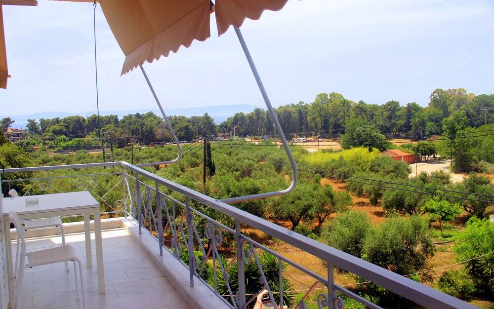 Giota Rooms Triple Room 10