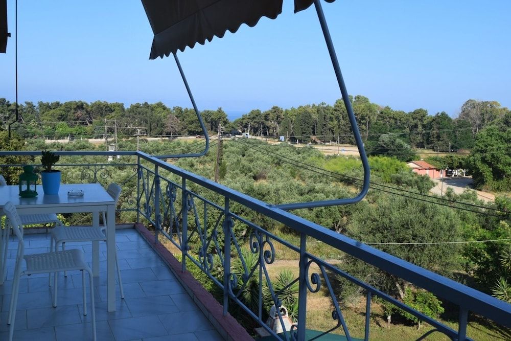 Giota Rooms Triple Room 7