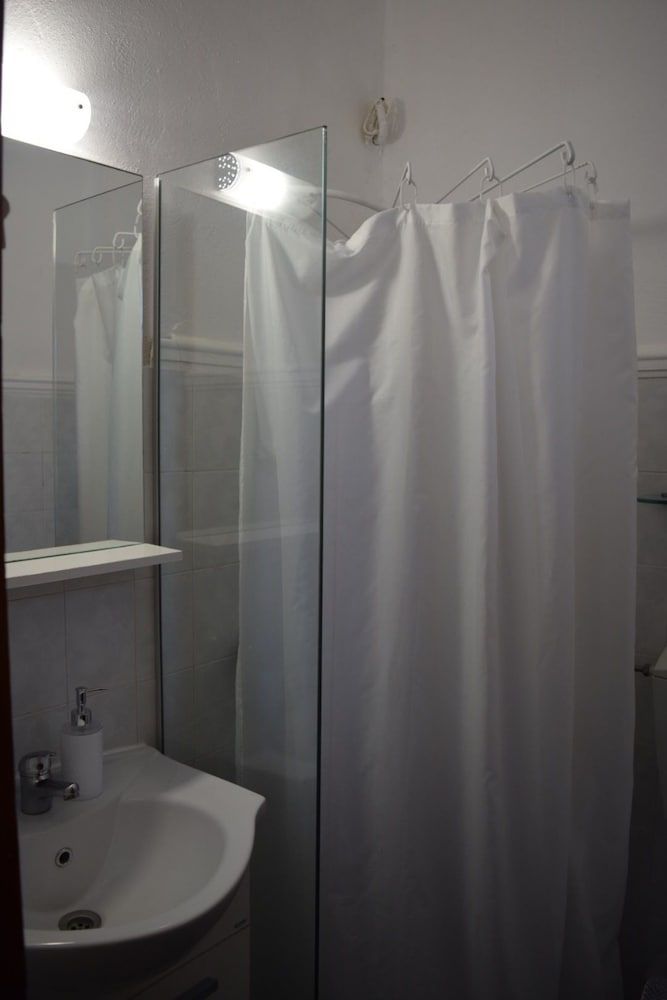 Giota Rooms Triple Room 9