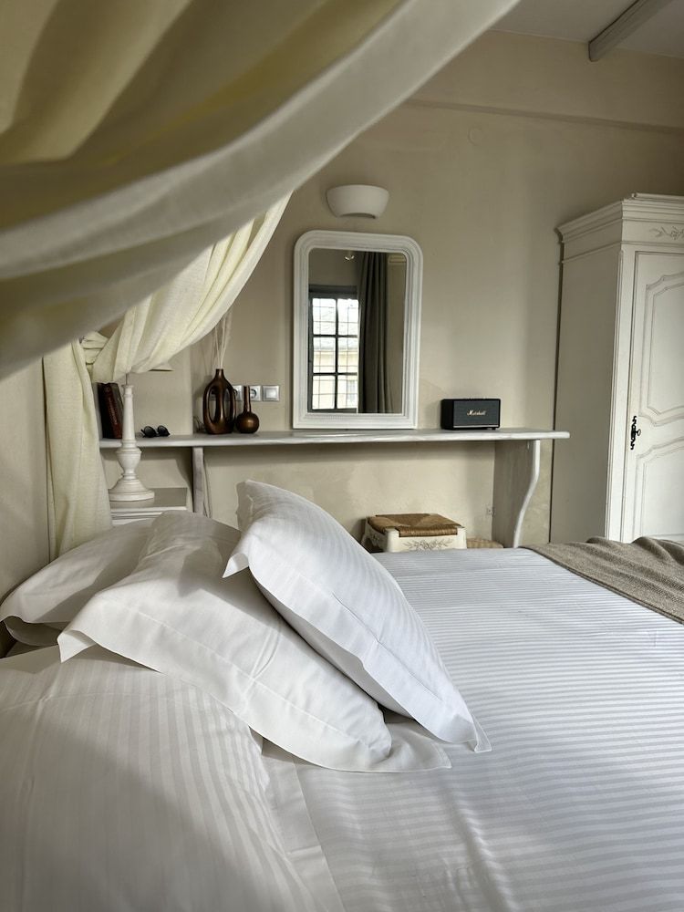 Basic Double Room, Garden View