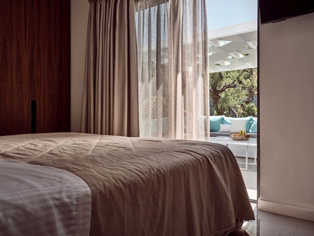 Luxury Villa, Multiple Bedrooms, Private Pool (2 Houses)