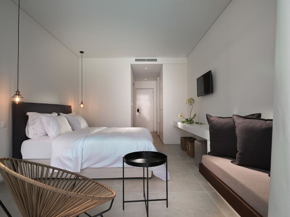 Design Double or Twin Room