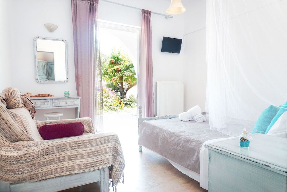 Quadruple Room, Garden View, Ground Floor