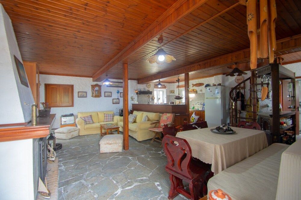 House, 2 Bedrooms