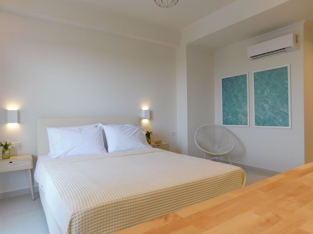 Junior Studio Suite