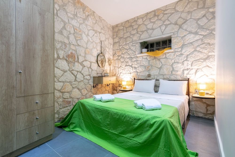 Villa, 2 Bedrooms, Pool View