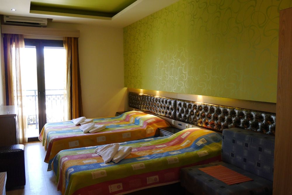 Captain's Beach Apartments Superior Studio, Sea View 2