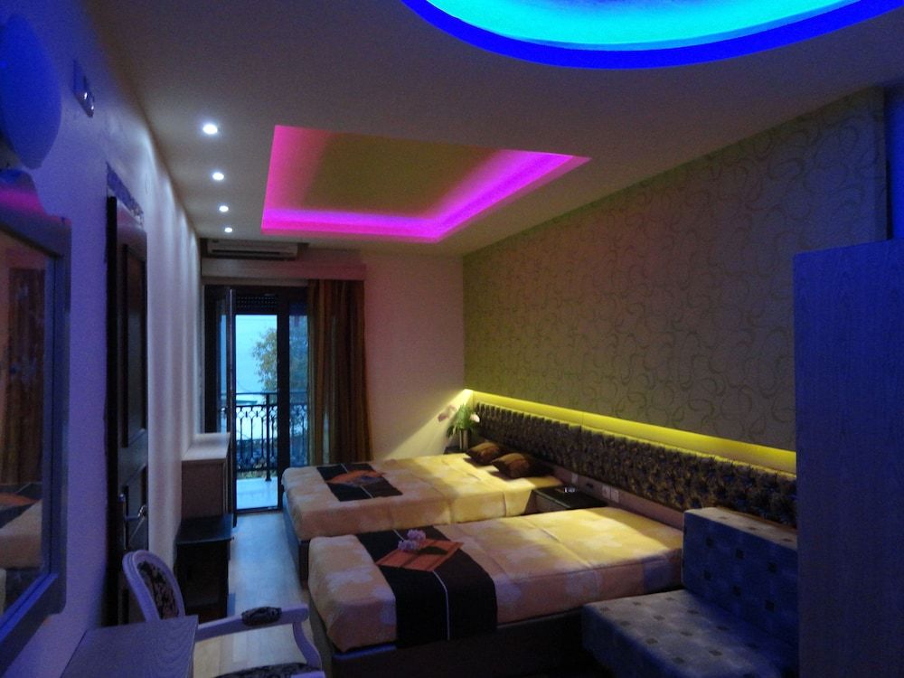 Captain's Beach Apartments Superior Studio, Sea View 3