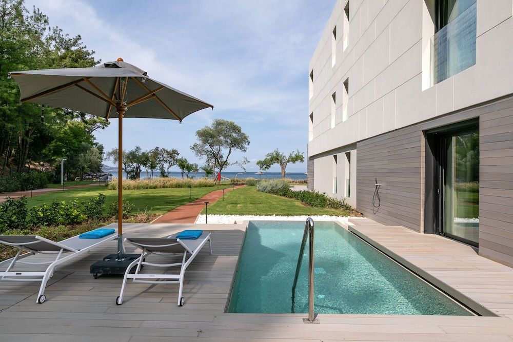 Deluxe Garden Suite Private Pool