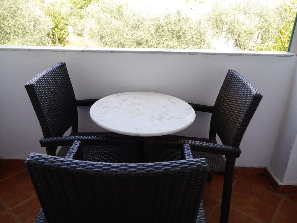 Blue Sky Villas Villa, 2 Bedrooms, Garden View 4