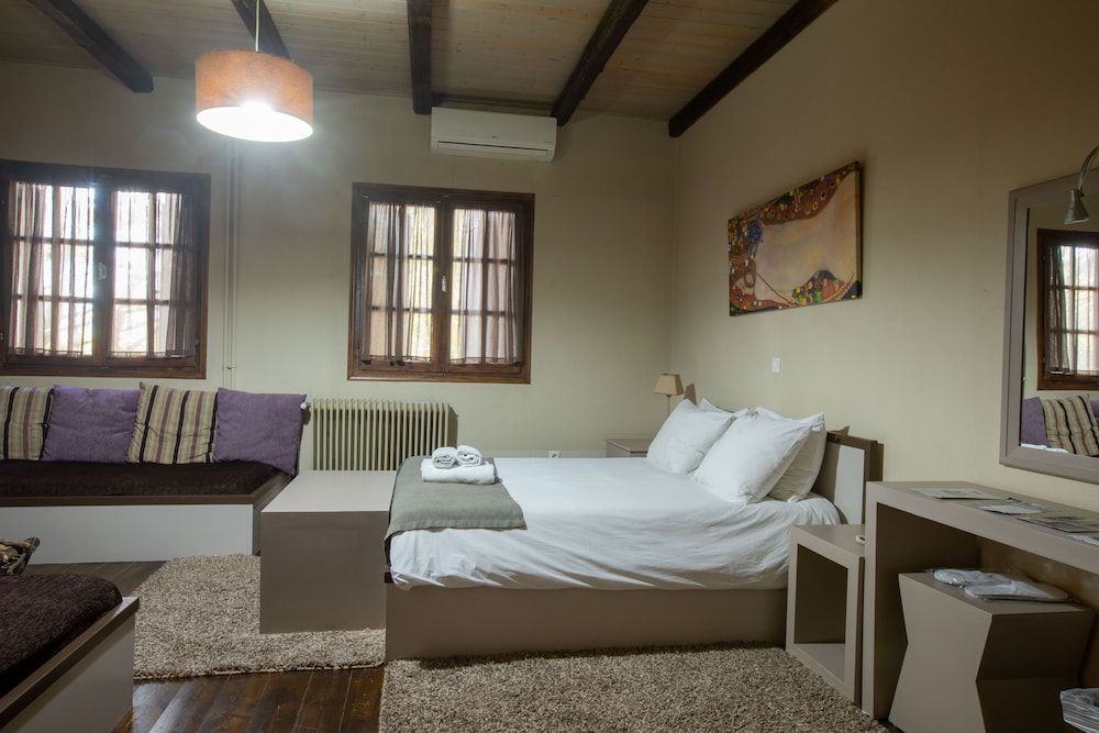 Gefyri Hotel Standard Double Room 6