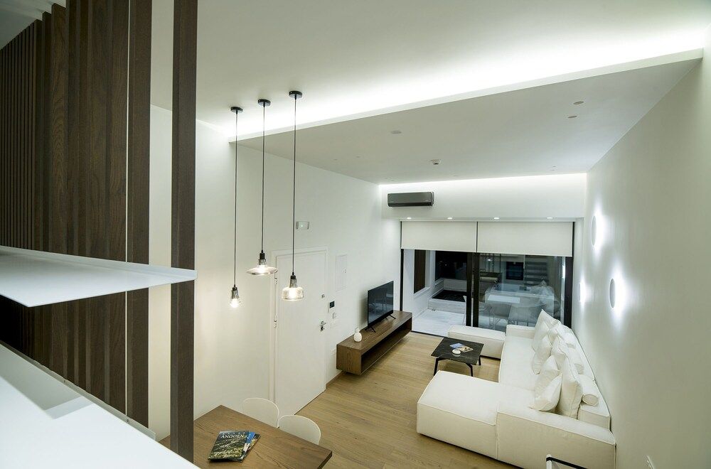 GM Luxury Suites & Spa Deluxe Suite 3