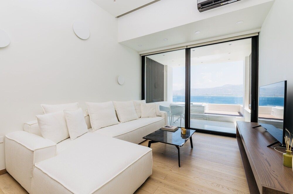 GM Luxury Suites & Spa Deluxe Suite