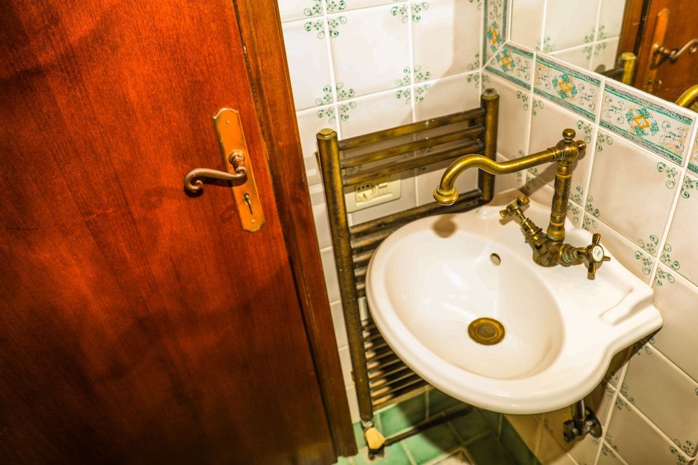 Villa Stratos Skiathos Luxury Apartment, Sea View (Sunshine - Majestic) 13