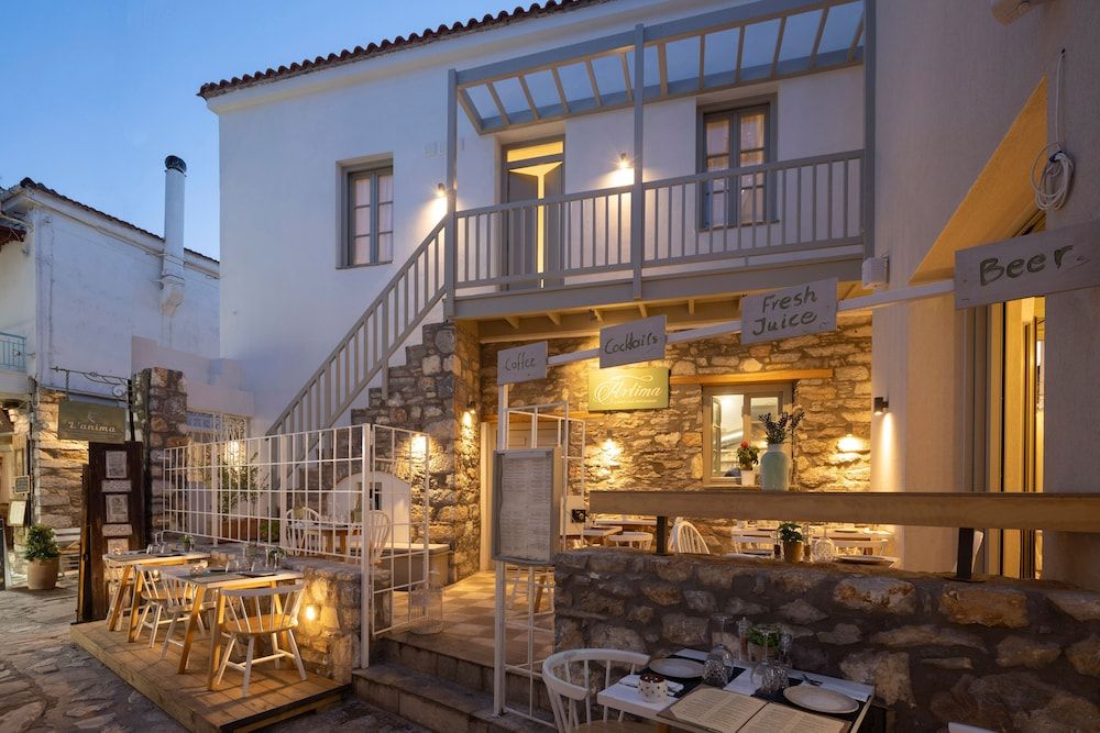 l anima boutique suites