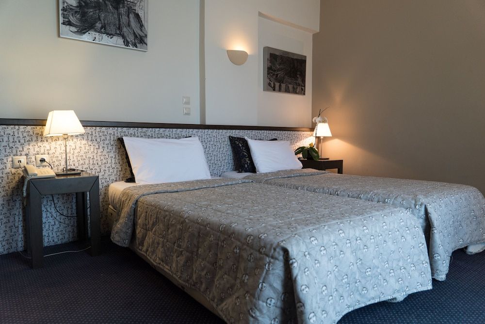 Classic Double Room Single Use, 1 Double Bed, Balcony, Garden View