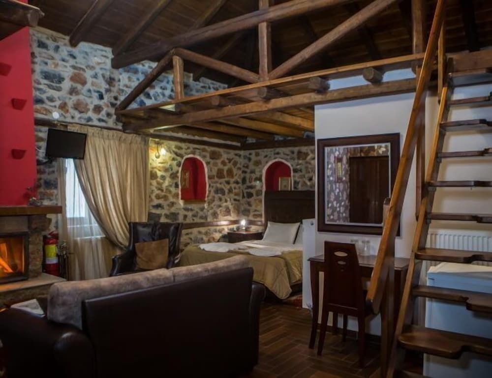 Suite, Mountain View, Mezzanine