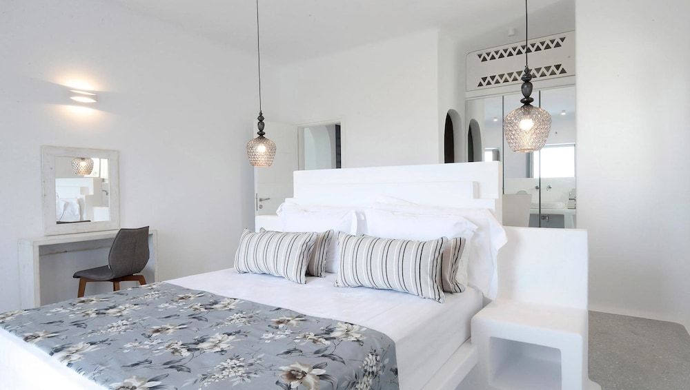 Luxury Villa, Multiple Bedrooms, Sea View (Angels Pearl)