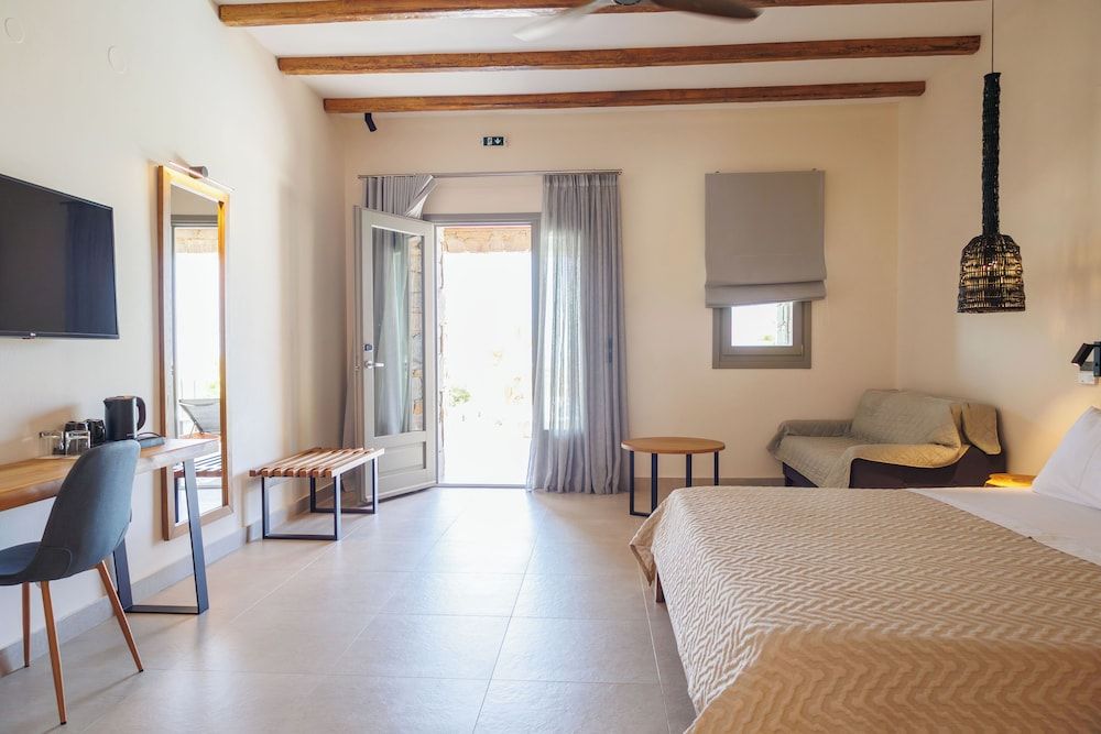Family Room, Sea View
