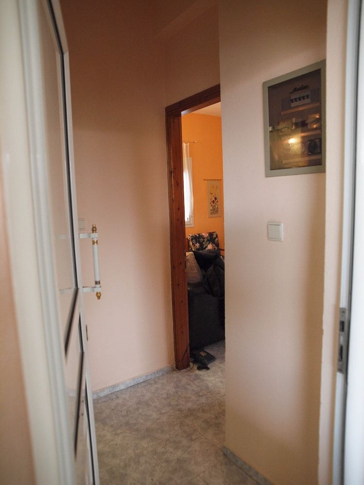 Charming Trikala Apartment With Garden & Central Heating Apartment, 1 Bedroom, Accessible, Garden View 17