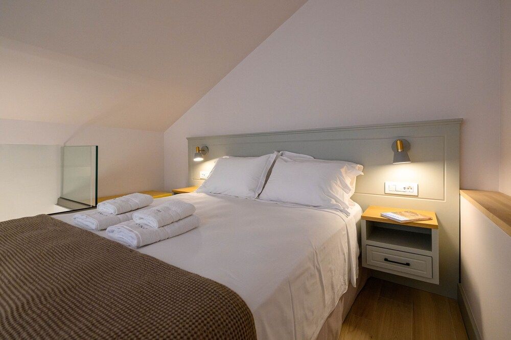 Luxury Suite (Maria, First Floor)