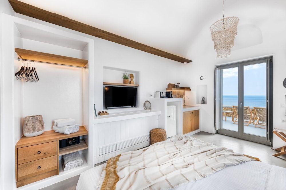 Dome Suite with sea view - MOURIA