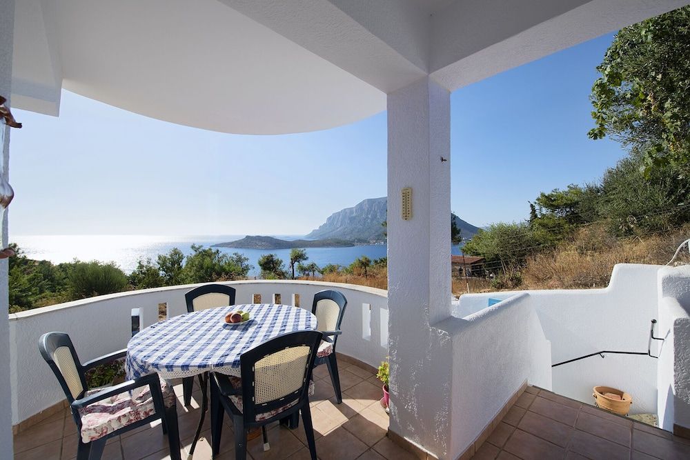 House, 2 Bedrooms